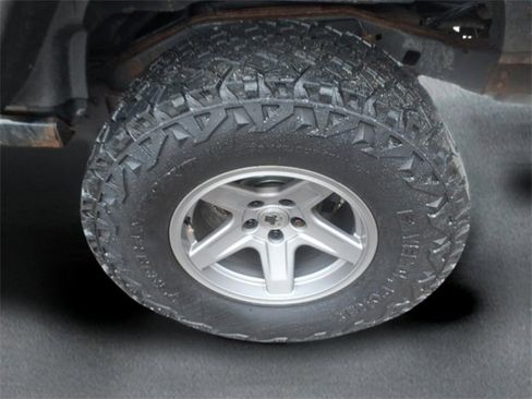 Used 2010 Jeep Wrangler Sahara w/ Trailer Tow Group image 7