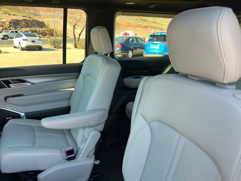 New 2026 Jeep Grand Wagoneer 4WD image 16