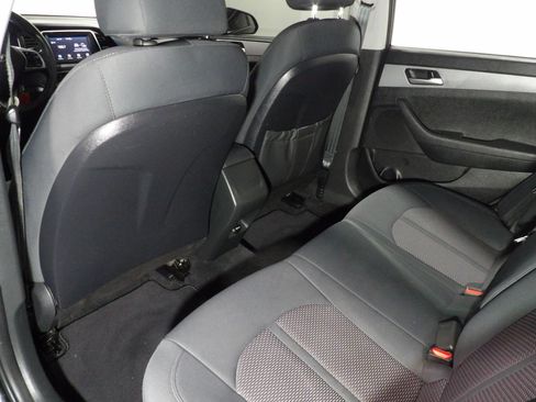 Used 2019 Hyundai Sonata SE FWD image 10