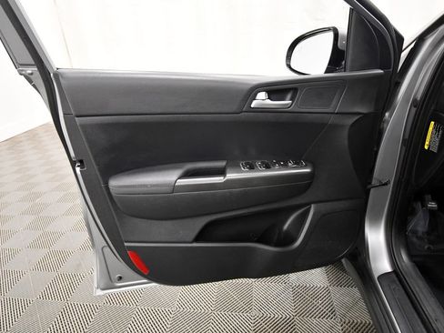 Certified 2022 Kia Sportage LX w/ LX AWD Value Edition Package image 13