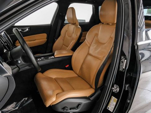 Used 2019 Volvo XC60 T5 Inscription w/ Protection Package Premier FWD image 32