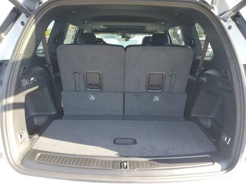 New 2025 Jeep Grand Cherokee L Altitude image 6