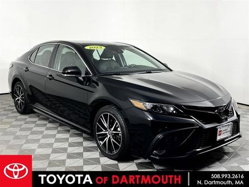 Certified 2023 Toyota Camry SE image 1