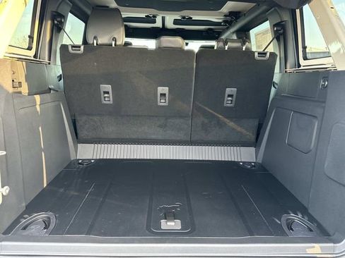 New 2025 Ford Bronco Badlands image 10