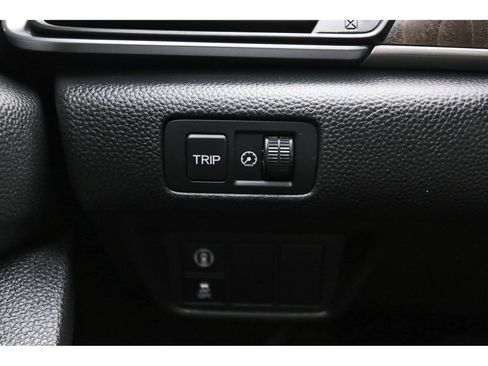 Used 2018 Honda Accord EX image 21