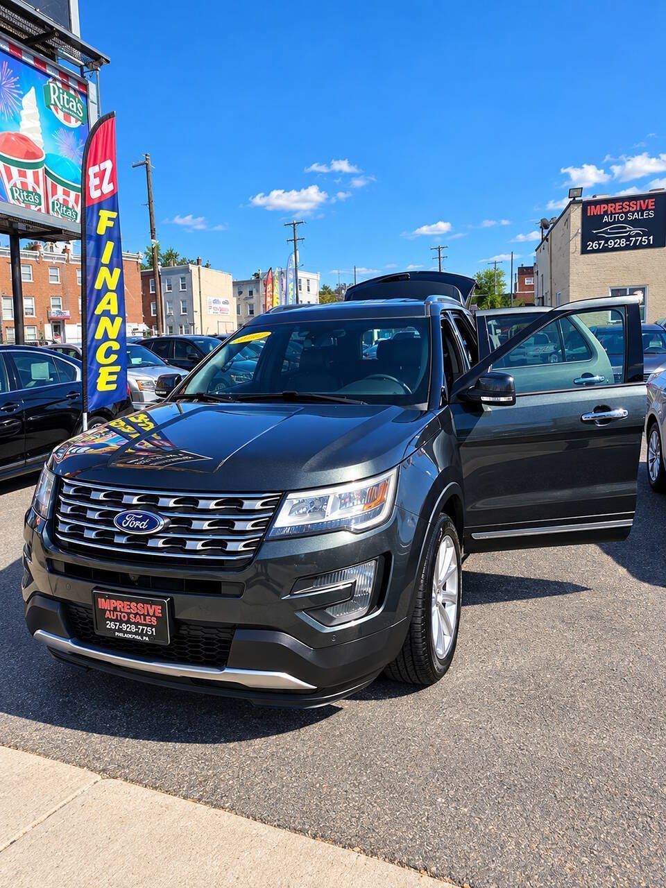 Used 2016 Ford Explorer Limited AWD/4WD image 2