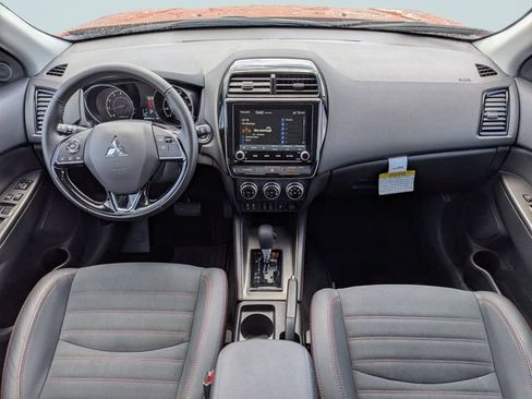 Used 2025 Mitsubishi Outlander Sport SE AWD/4WD image 14