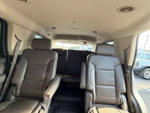 Used 2015 GMC Yukon Denali w/ Touring Package AWD/4WD image 16