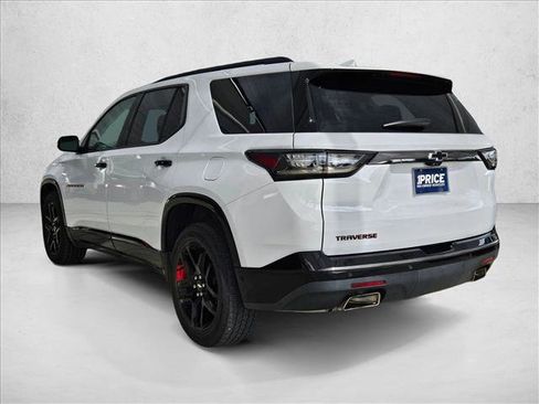 Used 2020 Chevrolet Traverse Premier w/ Redline Edition FWD image 7