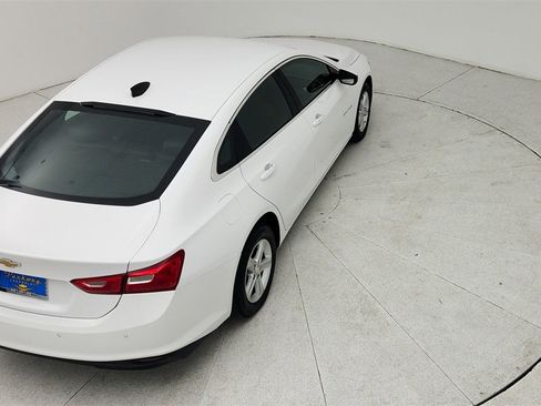 Certified 2024 Chevrolet Malibu LS w/ LPO, Floor Liner Package image 19