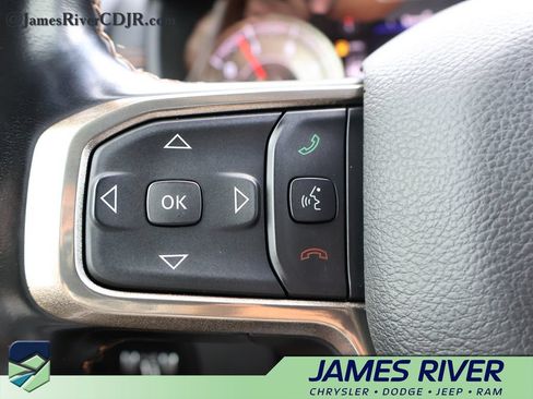 Used 2022 RAM 1500 Limited w/ Body Color Bumper Group AWD/4WD image 26