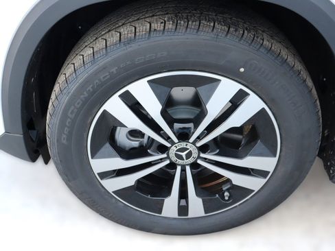 Used 2025 Mercedes-Benz GLA 250 image 16