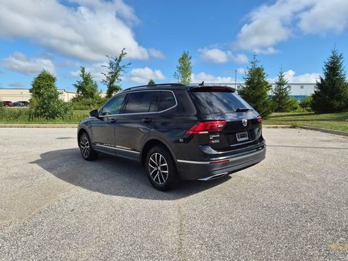 Used 2020 Volkswagen Tiguan SE FWD image 8
