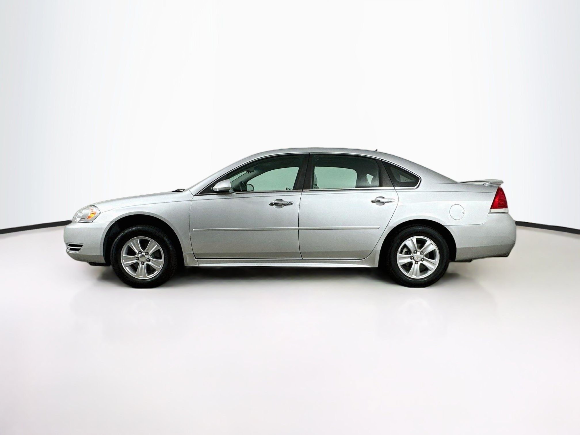 Used 2012 Chevrolet Impala LS FWD image 4