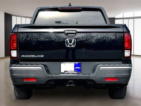 Certified 2020 Honda Ridgeline Sport image 5