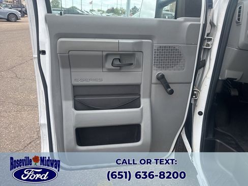 Used 2011 Ford E-350 and Econoline 350 Super Duty w/ Payload Pkg RWD image 20