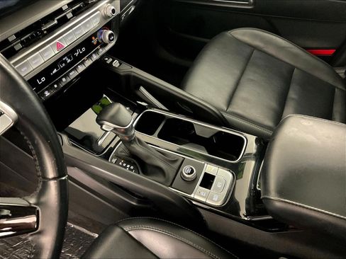 Used 2024 Kia Telluride S w/ S Sunroof Package FWD image 18