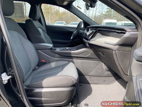 New 2026 Jeep Cherokee Laredo image 6