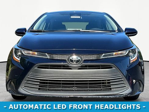 Used 2024 Toyota Corolla LE FWD image 2