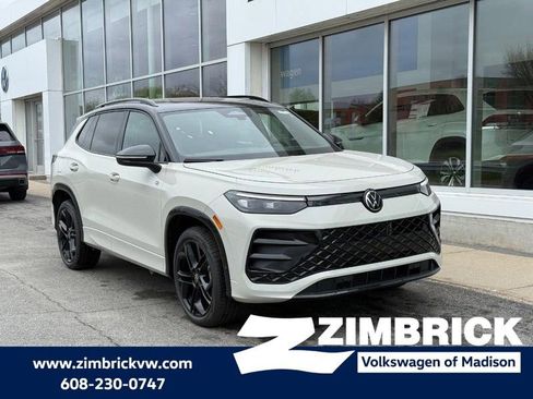 New 2026 Volkswagen Tiguan SE R-Line AWD/4WD image 1