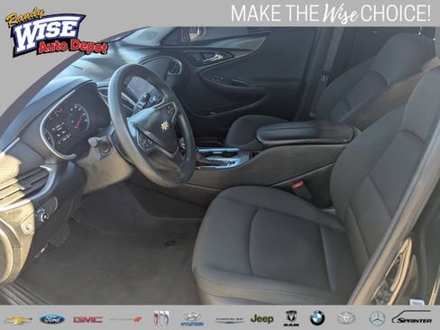Used 2023 Chevrolet Malibu LT w/ Driver Confidence Package FWD image 9