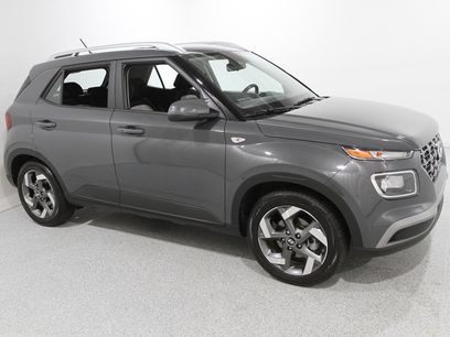 Used 2025 Hyundai Venue SEL