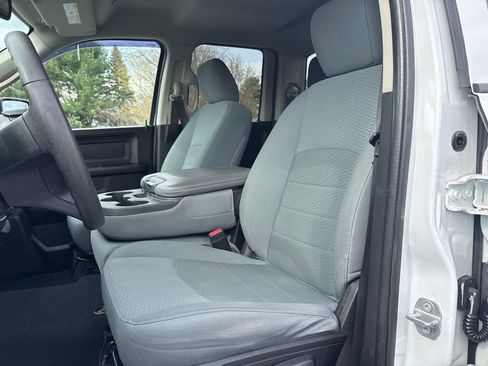 Used 2019 RAM 1500 Express w/ Express Value Package image 9