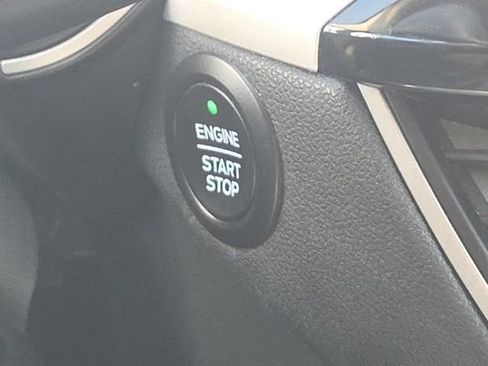 Used 2020 Ford Escape SE AWD/4WD image 43