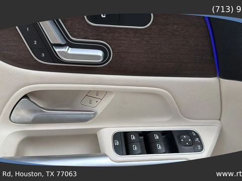 Used 2021 Mercedes-Benz GLB 250 image 23