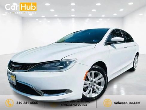 Used 2015 Chrysler 200 Limited w/ Convenience Group FWD image 3