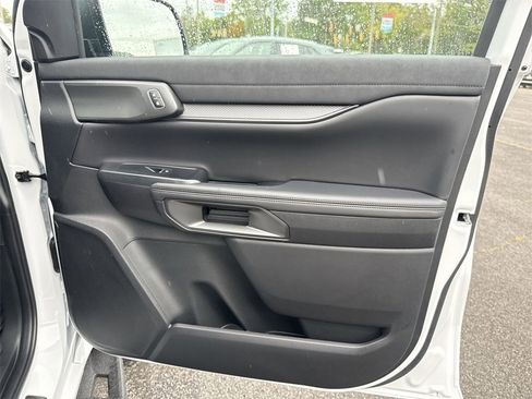 New 2025 Ford Ranger Raptor image 24