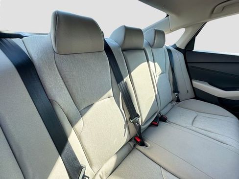 Certified 2025 Honda Accord LX image 23