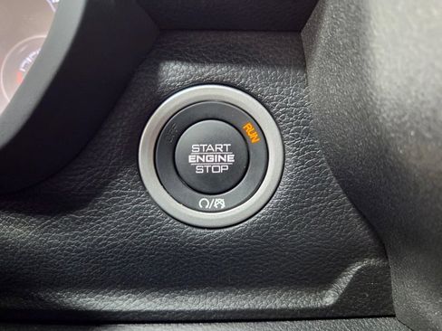 Used 2025 RAM 2500 Tradesman AWD/4WD image 33