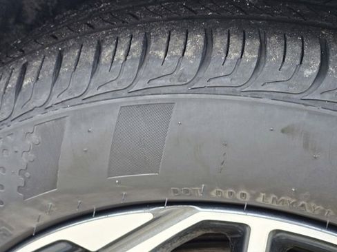 Used 2024 Kia Forte LXS image 11