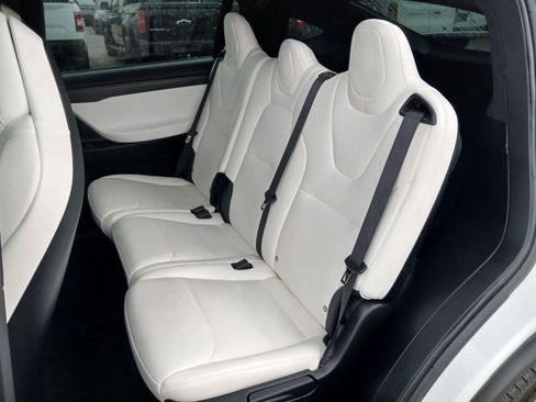 Used 2018 Tesla Model X 100D image 13