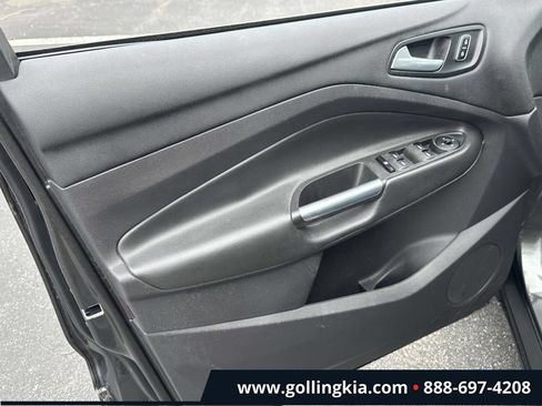 Used 2015 Ford Escape SE FWD image 14