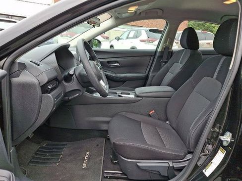 Certified 2023 Nissan Sentra SV FWD image 15