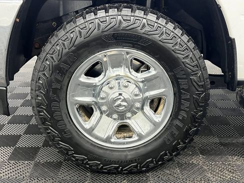 Used 2022 RAM 2500 Tradesman image 10