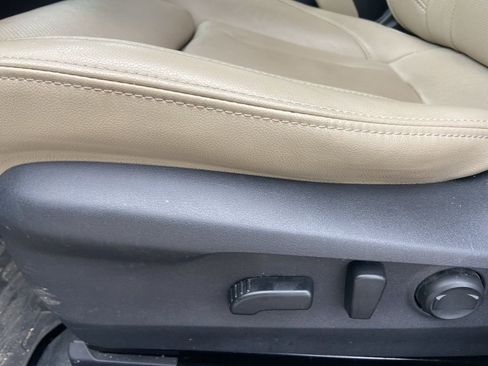 Used 2022 Subaru Legacy Limited image 19