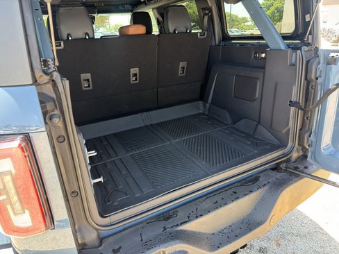 Used 2024 Ford Bronco Outer Banks AWD/4WD image 18