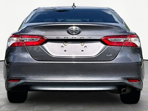 Used 2020 Toyota Camry LE FWD image 7