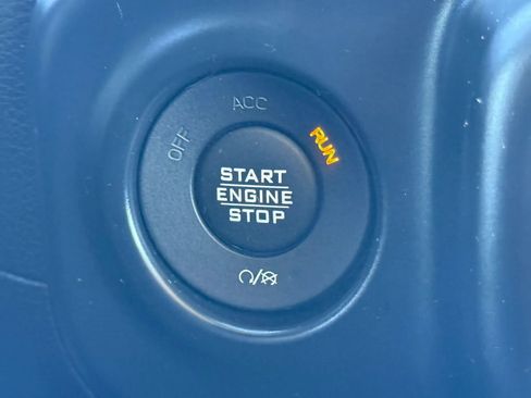 Used 2019 Jeep Wrangler Unlimited Sport S image 36