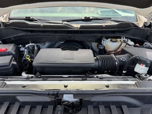 Used 2022 Chevrolet Silverado 1500 ZR2 w/ Technology Package image 12