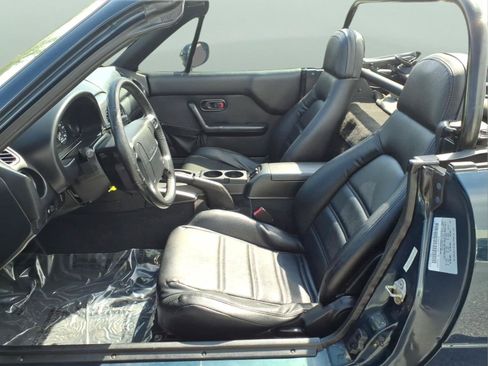 Used 1997 MAZDA MX-5 Miata RWD image 17