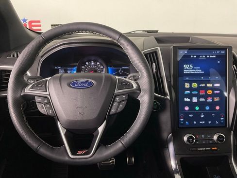 Used 2024 Ford Edge ST w/ Equipment Group 401A image 17