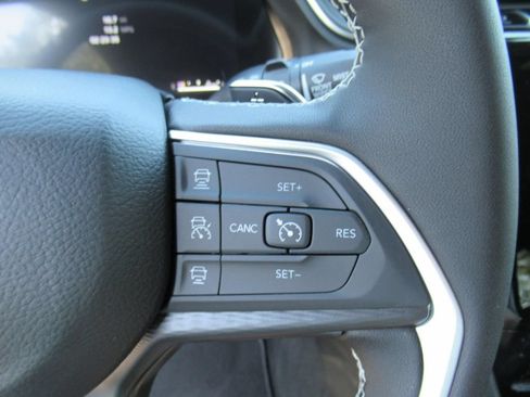 New 2026 Jeep Grand Cherokee Laredo X RWD image 24