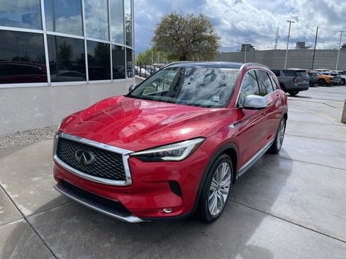Used 2021 INFINITI QX50 Sensory w/ Accent Package AWD/4WD image 2
