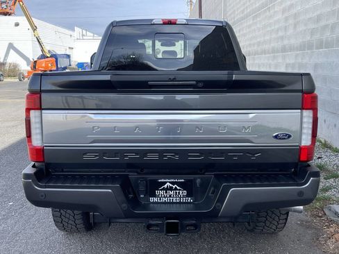 Used 2017 Ford F350 Platinum w/ Platinum Ultimate Package AWD/4WD image 11