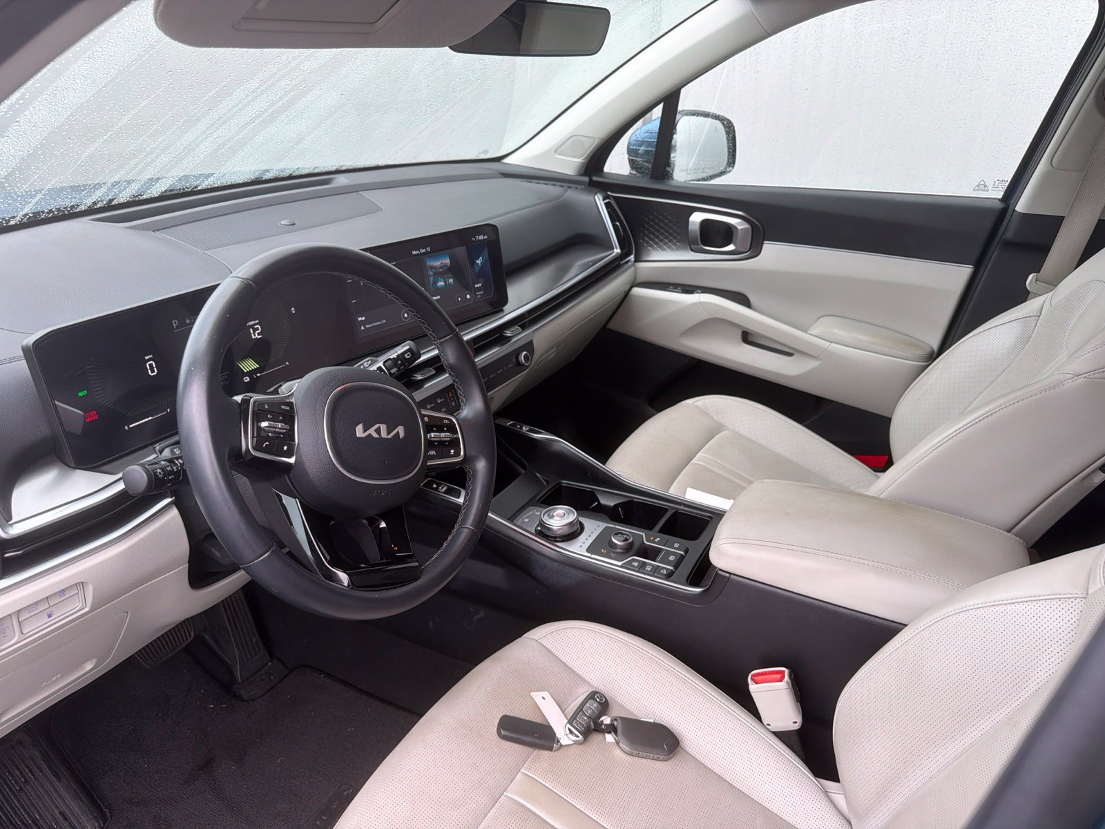 Used 2025 Kia Sorento EX AWD/4WD image 9