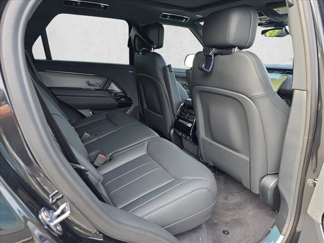 New 2027 Land Rover Range Rover Sport SE AWD/4WD image 11